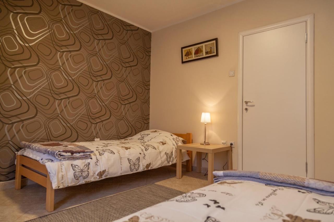 Dc Executive Homes Нови Сад Екстериор снимка